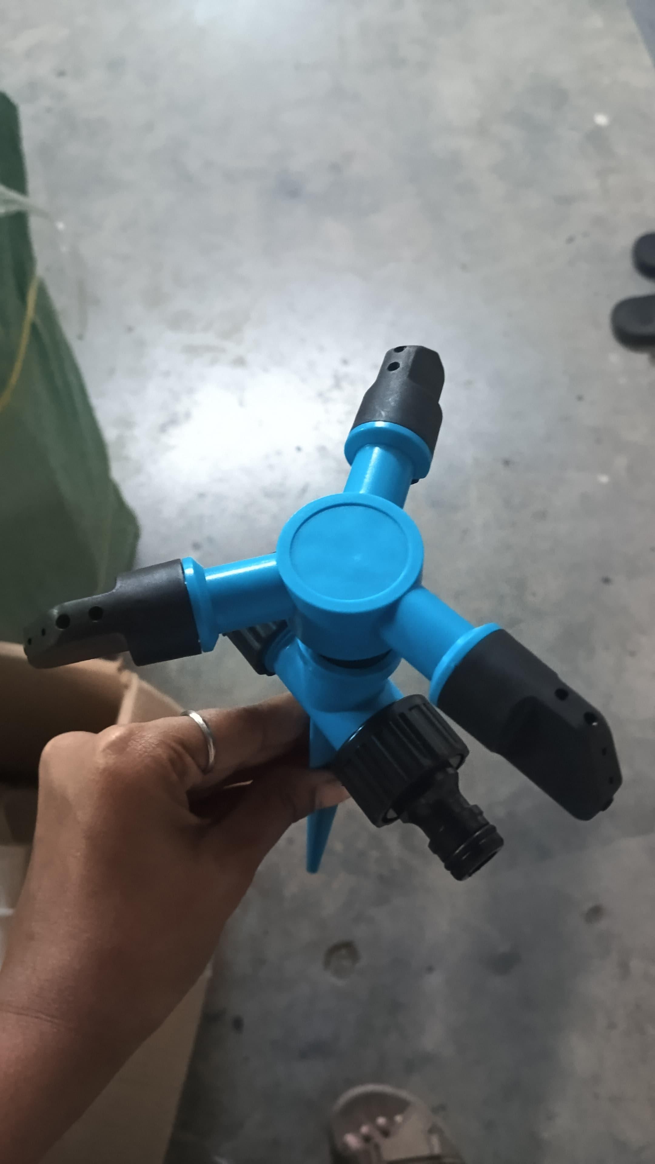 360° Rotating Garden Sprinkler Pack of 1